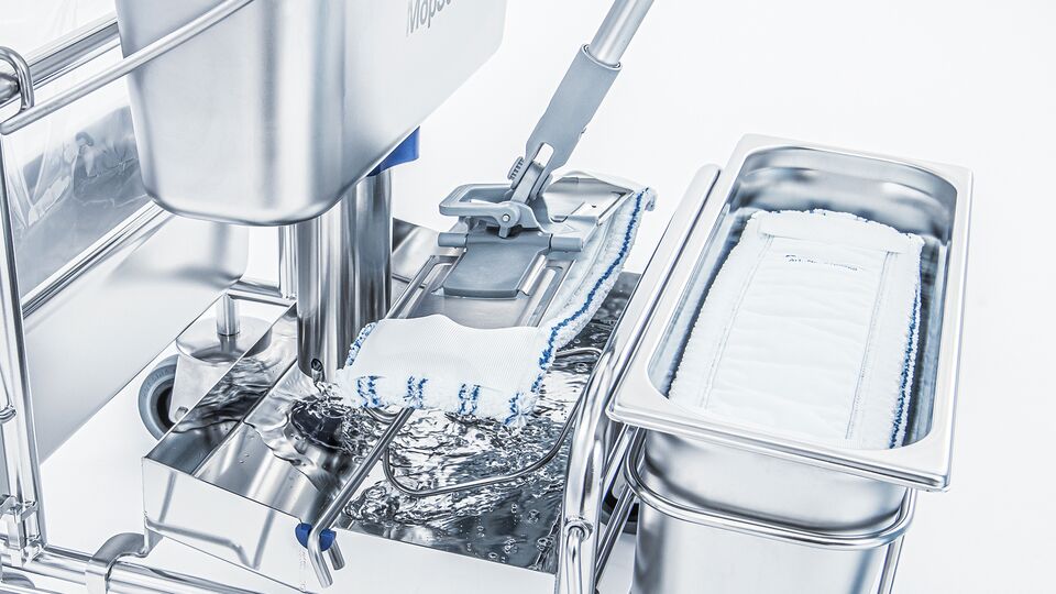 Clino® CR mit Dosier- und Tränkungssystem MopScoop®